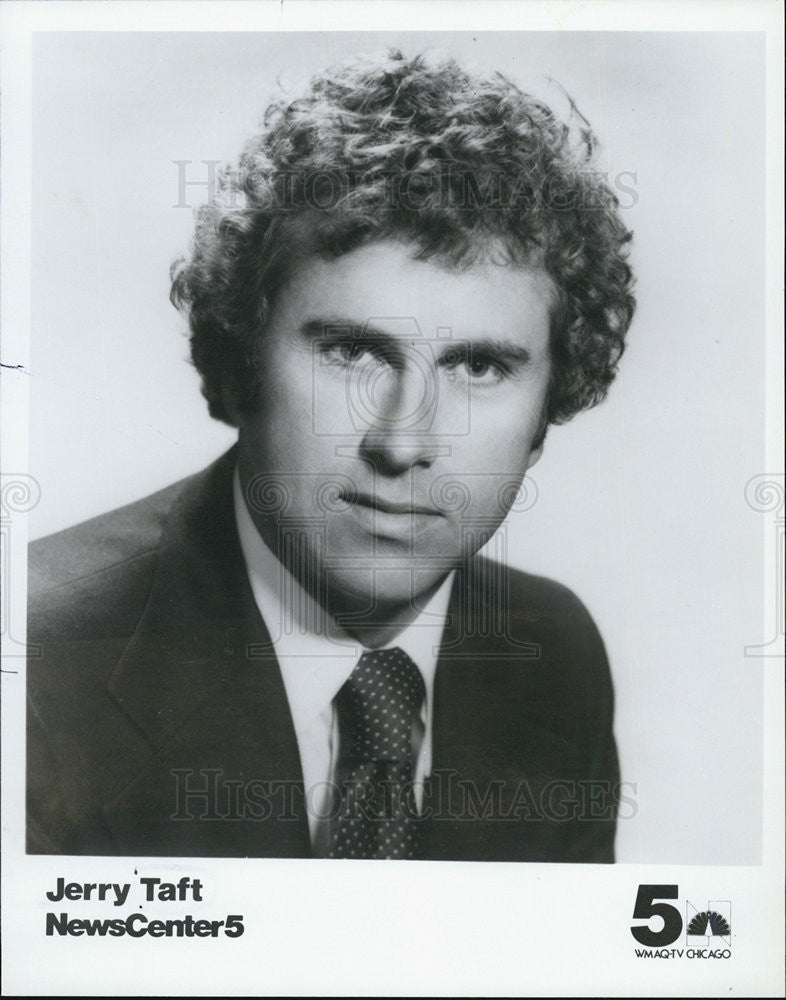 1984 Press Photo Meteorologist Of NewCenter 5 In Chicago, Jerry Taft - Historic Images