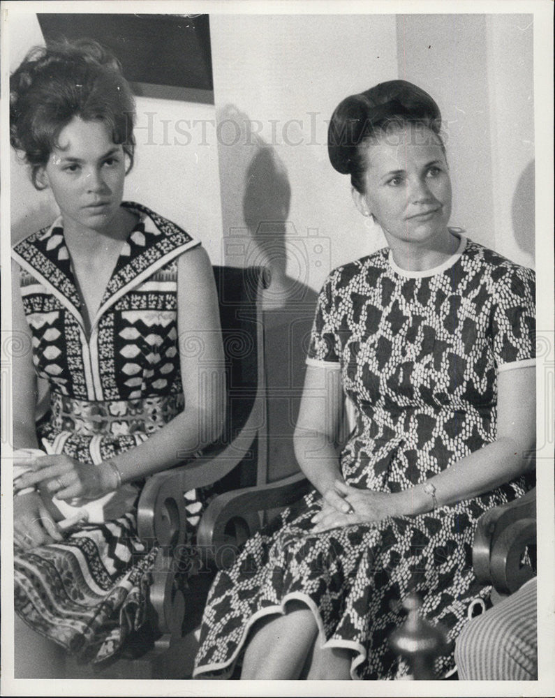 1971 Press Photo Mrs Julie Eisenhower Mrs Richad Ogilvie - Historic Images