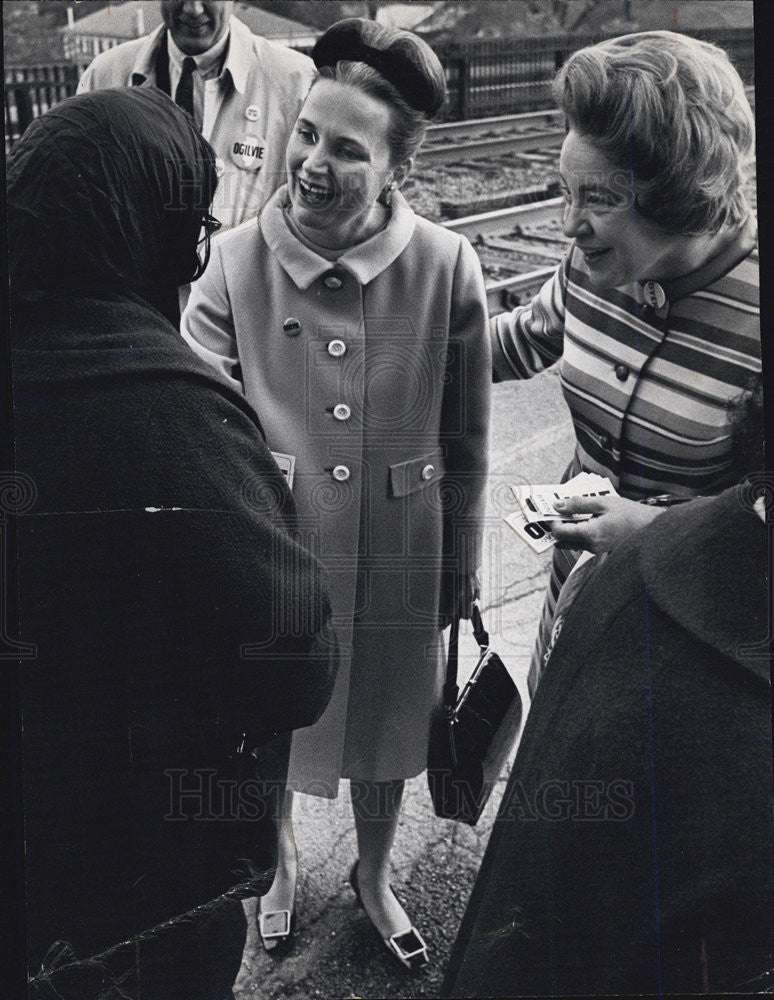 1968 Press Photo Mrs. Richard Ogilvie wife Republican gubernatorial candidate - Historic Images