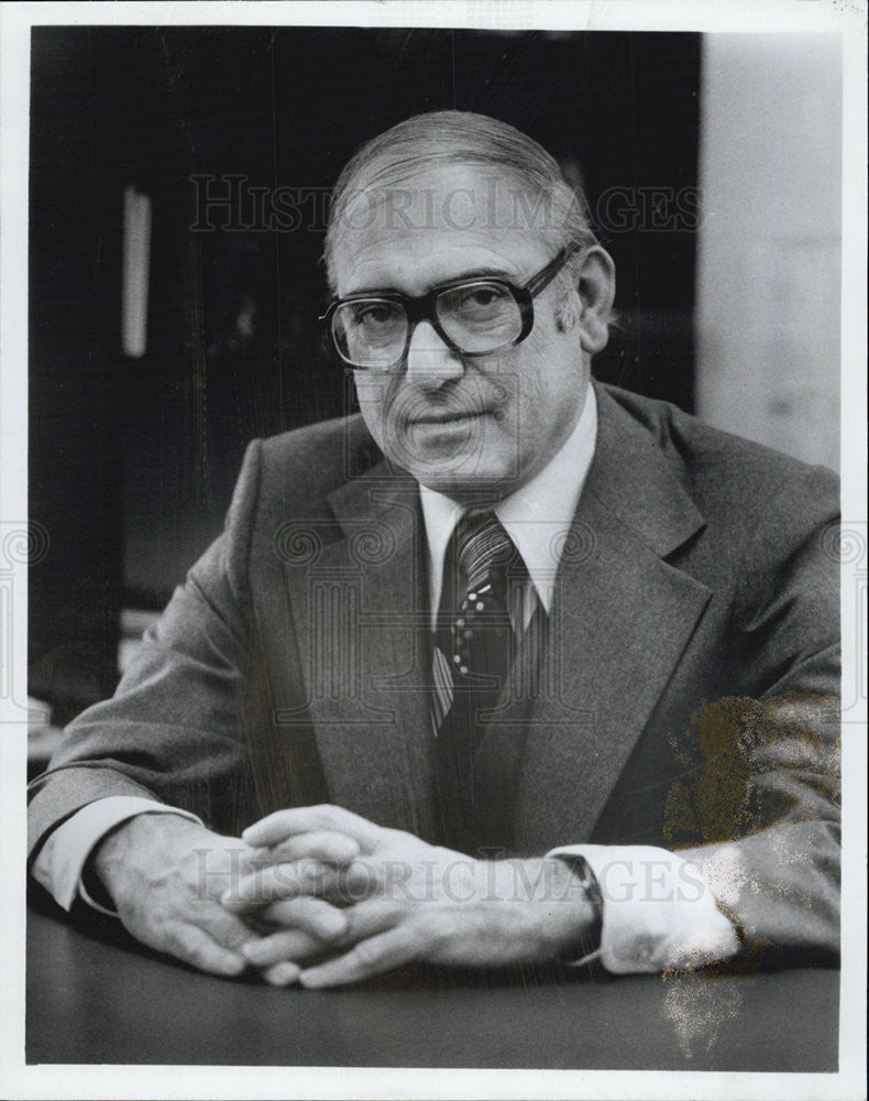 1981 Press Photo Calvin R. Sutker Democratic Secretary of State candidate - Historic Images