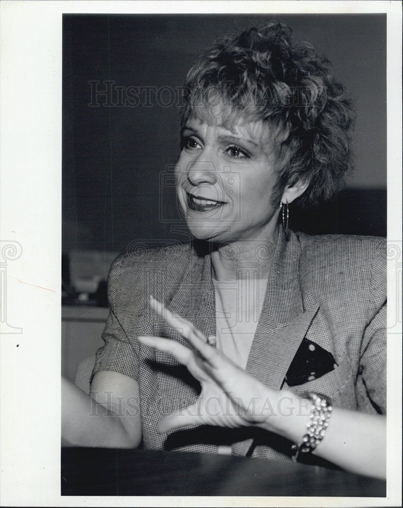 1991 Press Photo Sue Suter Chicago Family Services - Historic Images