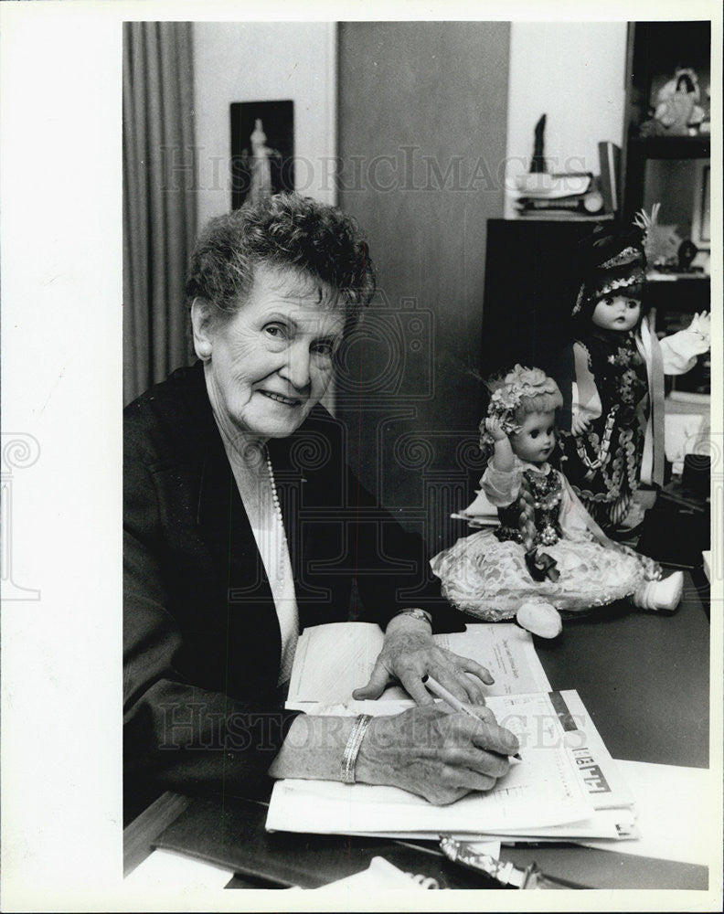 1988 Press Photo Helen Szymanowicz, president of Polish National Alliance. - Historic Images