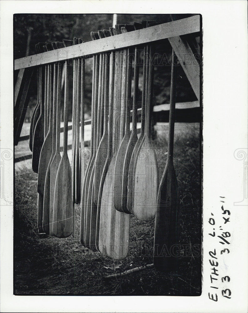 1980 Press Photo Boat oars hanging - Historic Images