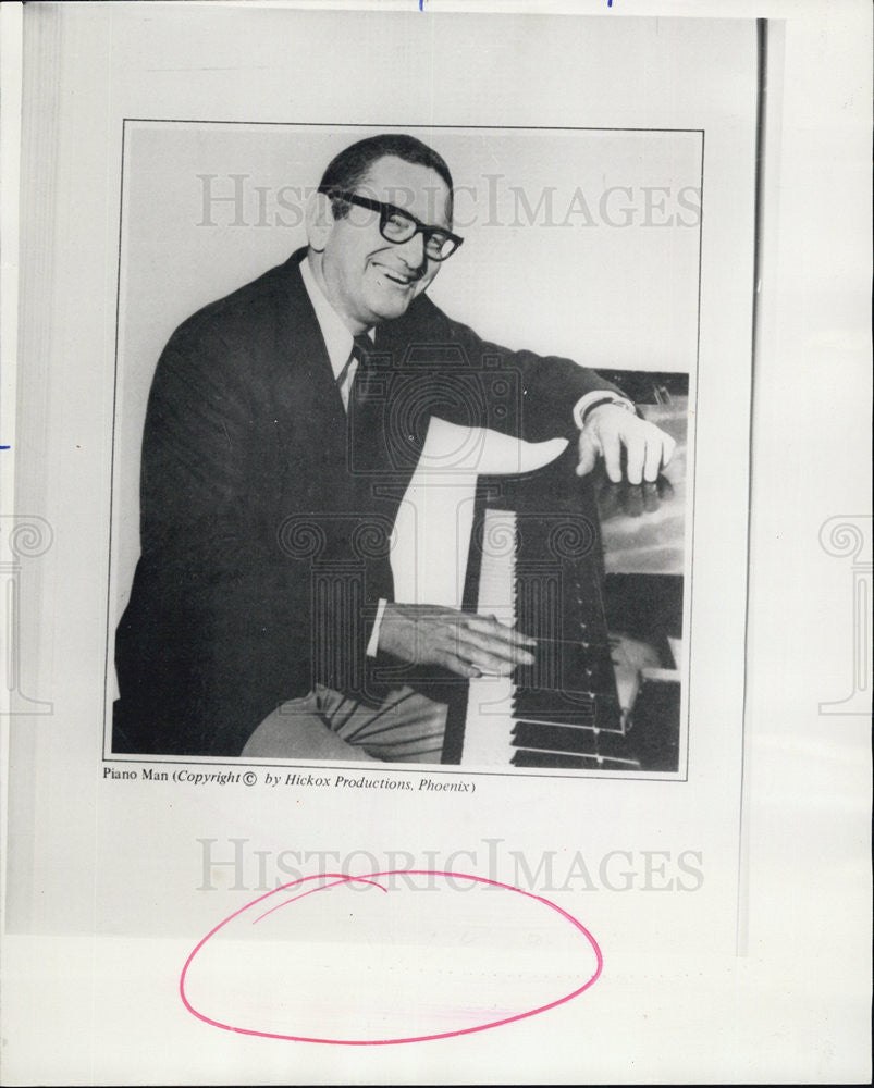 1975 Press Photo Author Ralph Sutton - Historic Images