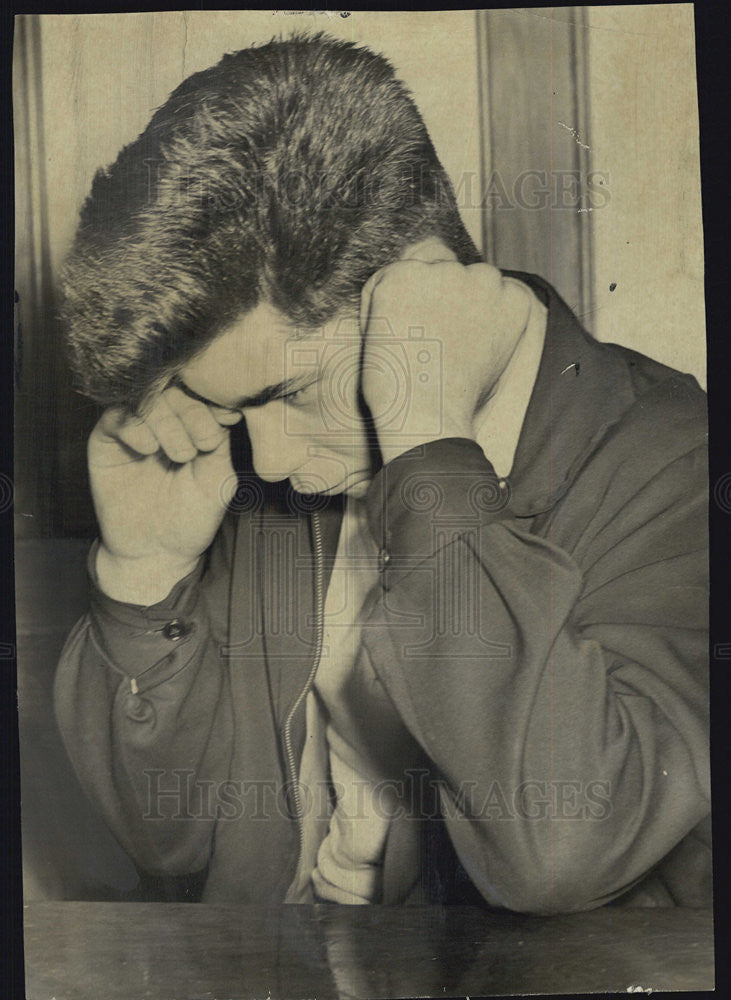 1965 Press Photo John McKiernan, 15, weeps as he tells how he killed his mother. - Historic Images