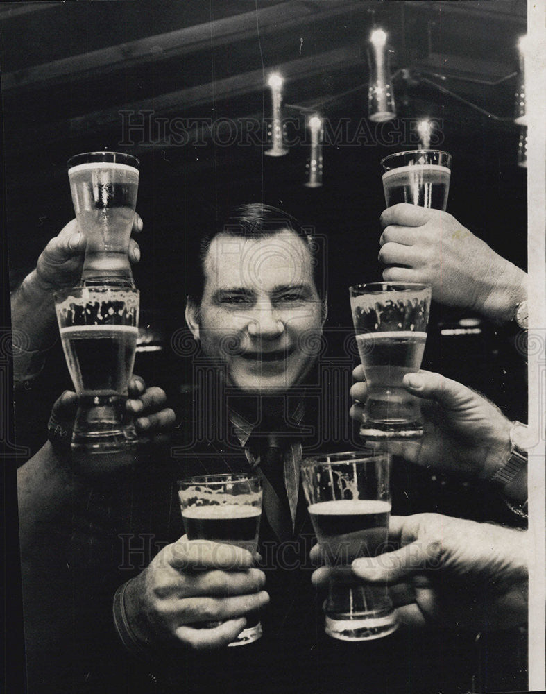 1971 Press Photo Gerald McHugh, running for President of the Bricklayers Union - Historic Images