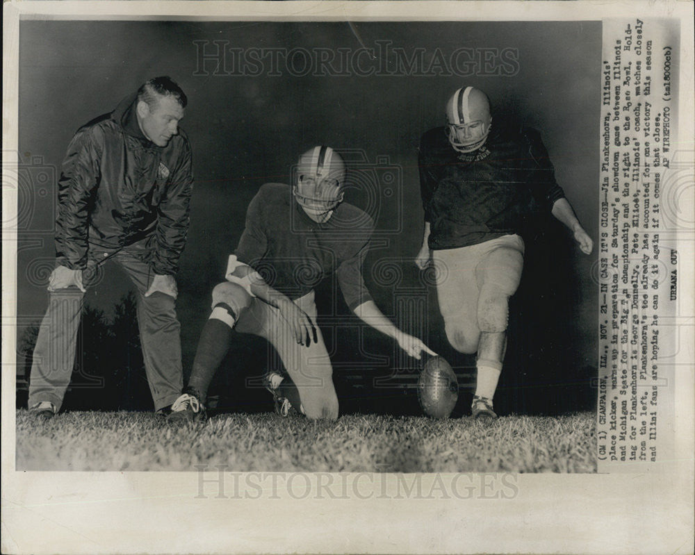 1963 Press Photo University Illinois Football Jim Plankenhorn Pete Elliott - Historic Images