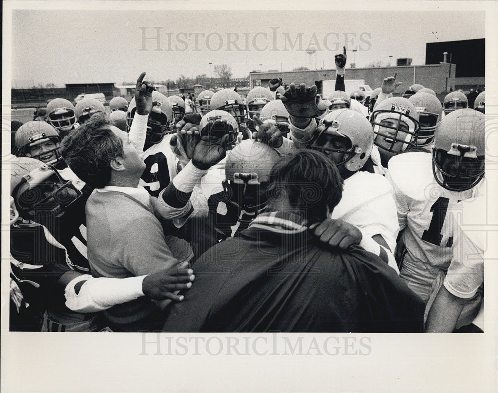 Press Photo University Illinois Football Roster Scrimmage At Triton College - Historic Images