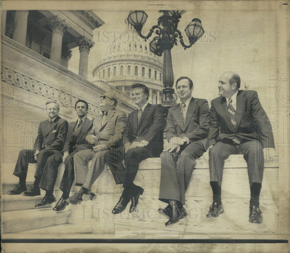 1973 Press Photo Rep. E. L. Young, R-S.C. &amp; Other Congressmen Last Name Young - Historic Images