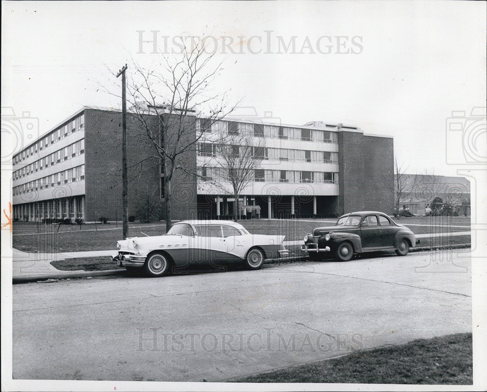 1959 Press Photo Patio Hopkins House Dormitory - Historic Images