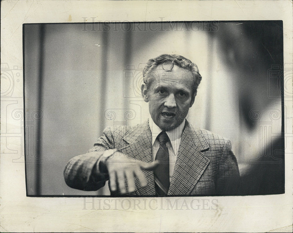 1972 Press Photo Sam Young candidate 10th district Congress - Historic Images