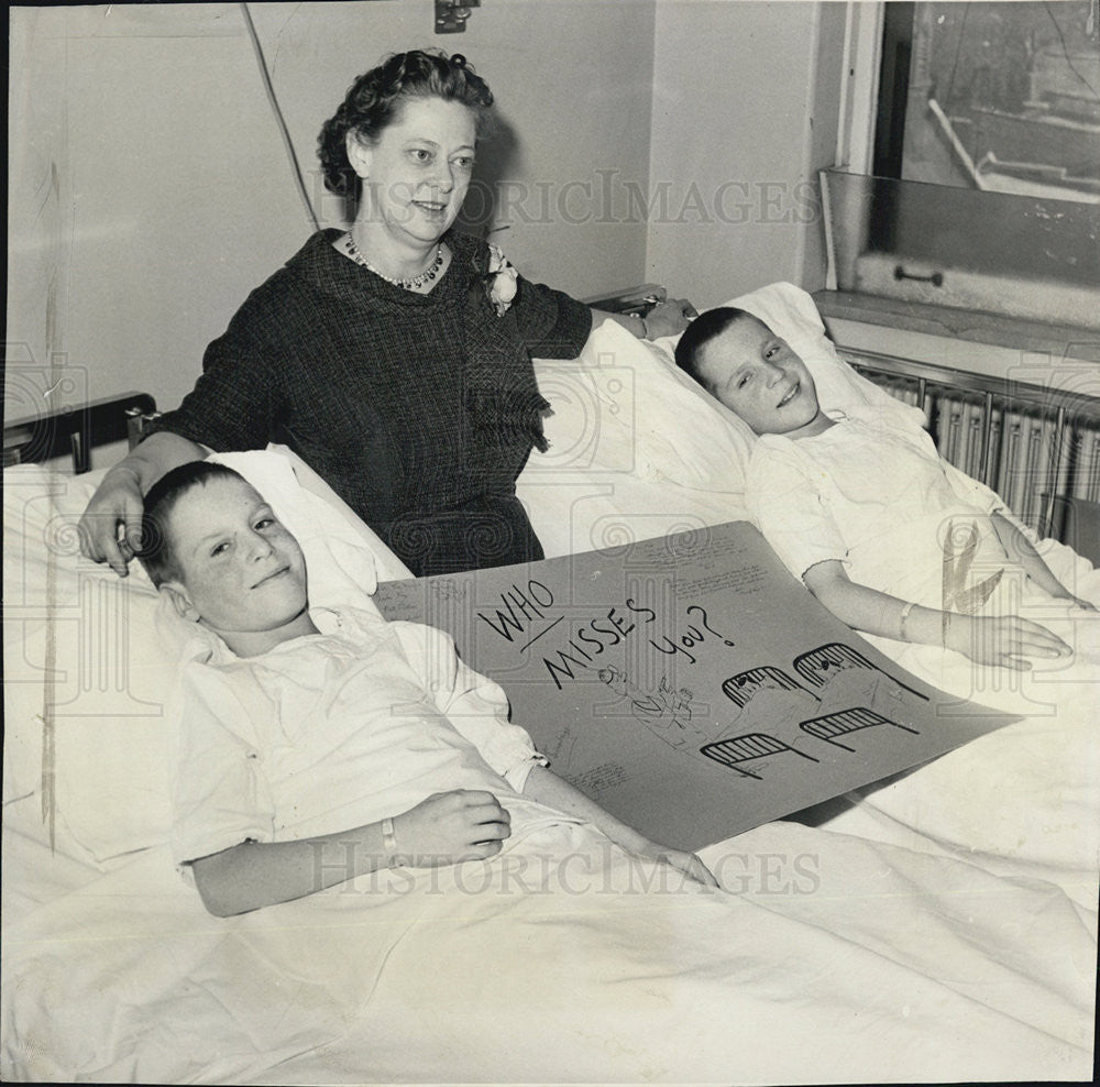 1961 Press Photo Mrs. J. Fred Young twin boys heart operations - Historic Images