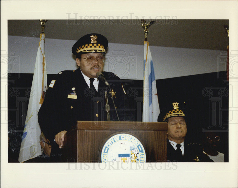 1993 Press Photo Deputy Chief of Patrol Charles Ramsey at podium - Historic Images