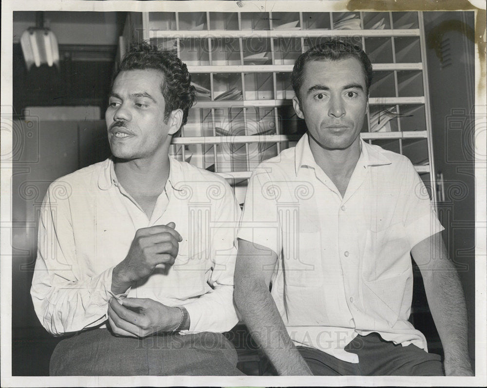 1961 Press Photo Held For Burglaries By Police, Joseph Raminez And Felix Diax - Historic Images