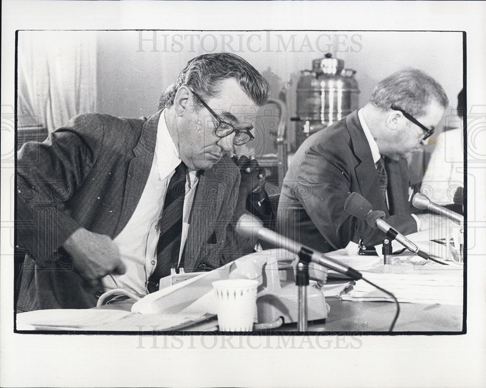 1971 Press Photo Dr.John Porterfield. - Historic Images