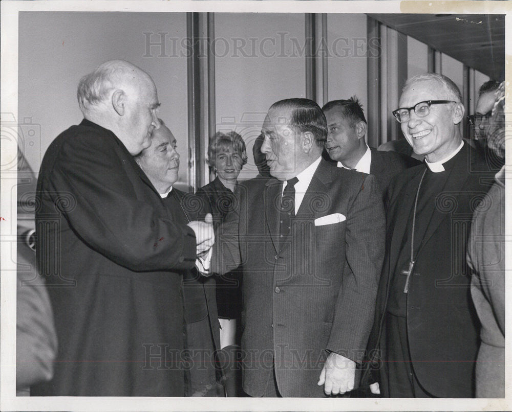 1962 Press Photo Dr. Arthur Michael Ramsey Archbishop Canterbury Mayor Richard J - Historic Images