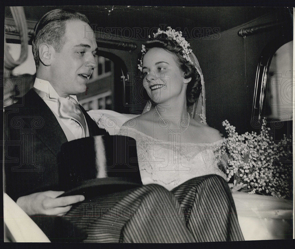 1938 Press Photo Mrs Peter groscupp moon married St. Chrysostrom Church - Historic Images