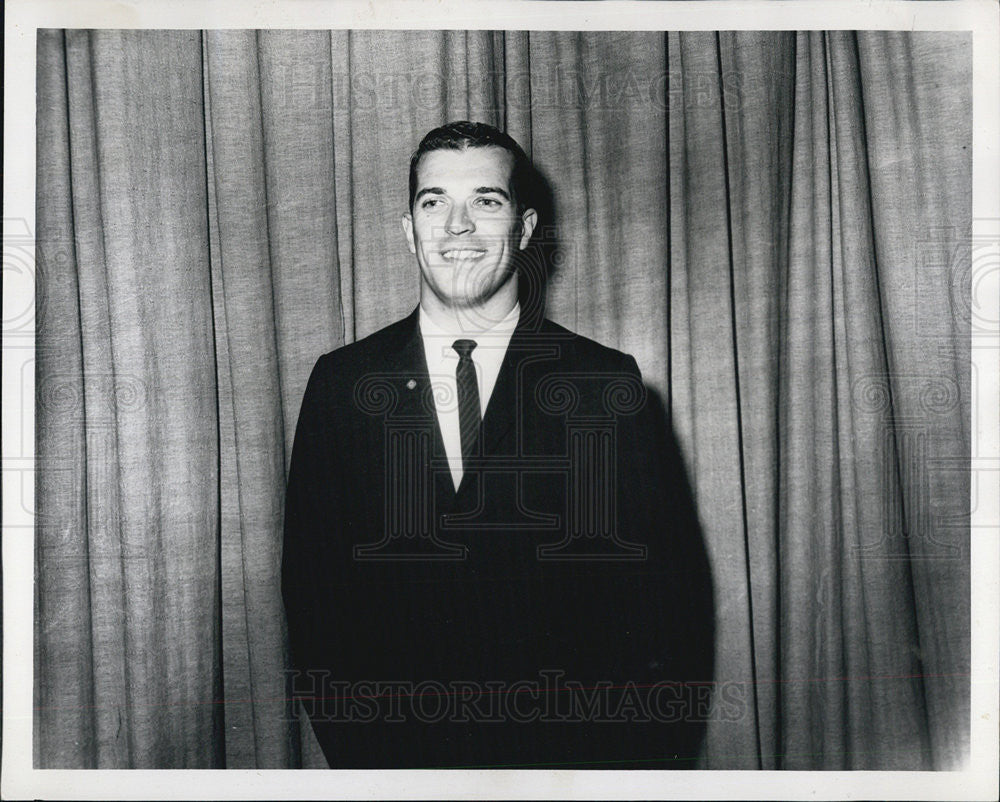 1963 Press Photo Thomas J. Moore Director Robert R. McCormick Boys Club - Historic Images