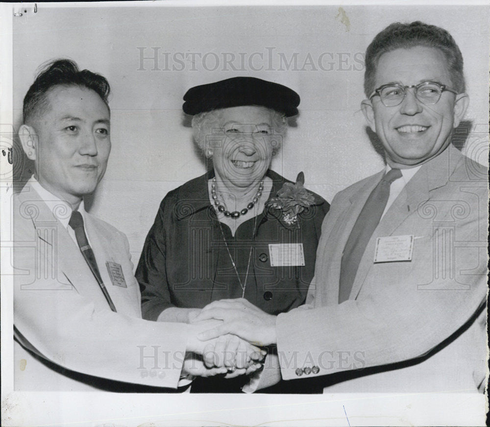 1956 Press Photo Rev Jitsuo Morikawa Pastor 1st Baptist Church Chicago - Historic Images