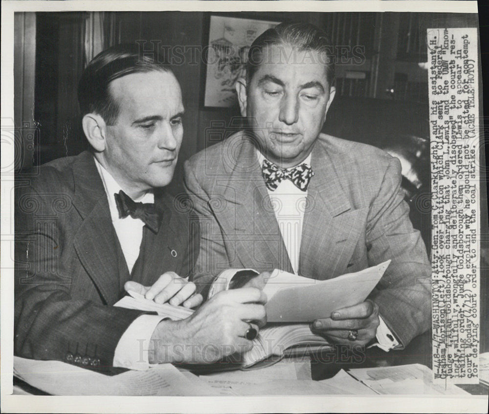 1948 Press Photo Gen tom Clark And Assistant Graham Morison Look At Petition - Historic Images