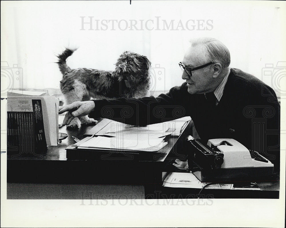 1984 Press Photo Charlie Tatham Founder World Wide Pet Lover&#39;s Society - Historic Images