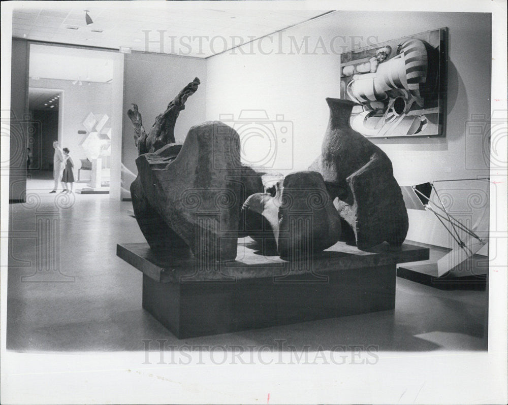 1967 Press Photo Three piece reclining figure No.1 Henry Moore - Historic Images