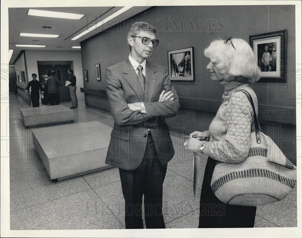 1985 Press Photo Dr John Swanson Supt/Principal Oak Park River Forrest High - Historic Images