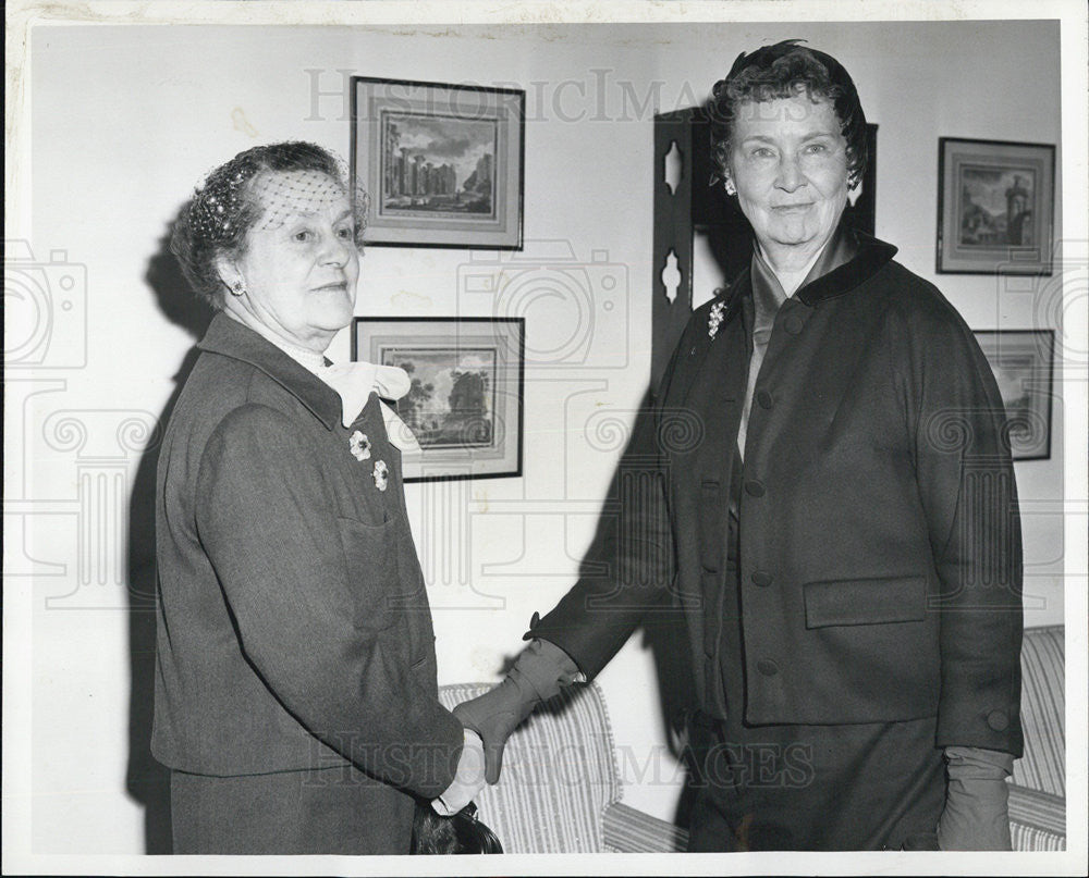 1958 Press Photo Mrs. Harold Pynchon &amp; Mrs. James Offield of Planned Parenthood - Historic Images