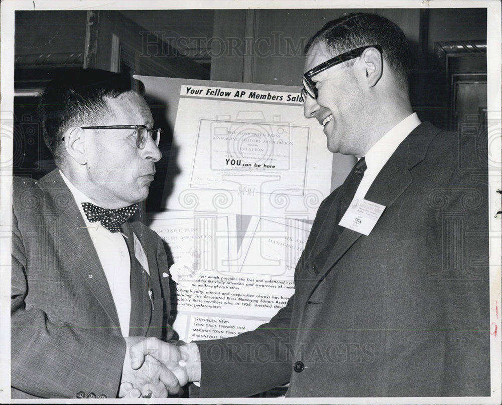 1956 Press Photo Mort Sten, managing editor of The Denver Post, and A. Glassberg - Historic Images