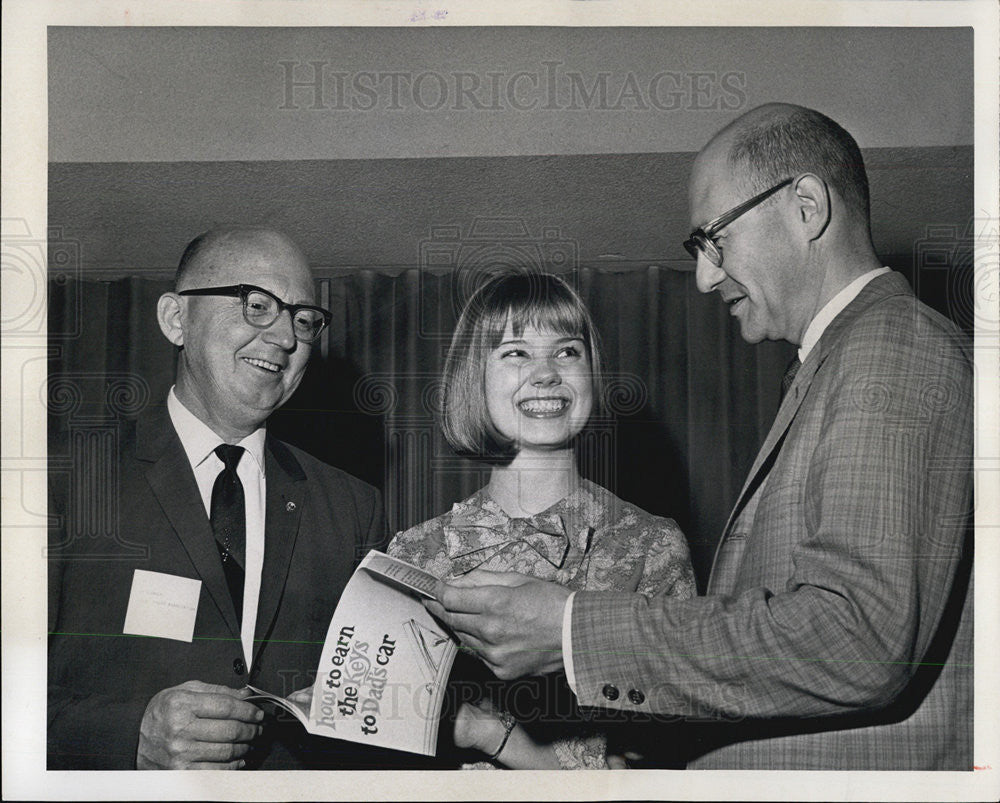 1967 Press Photo Ed Kummer/Mort Stern/Civitan Club/Highway Safety Meeting - Historic Images