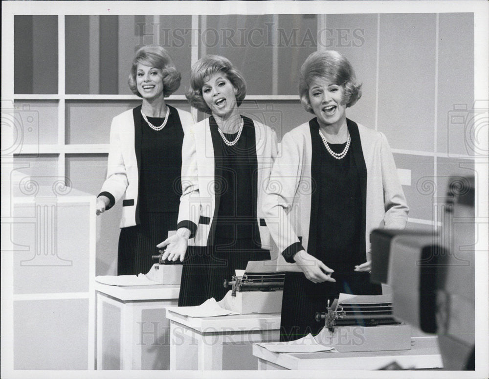 1966 Press Photo The McGuire Sisters on &quot;The Ed Sullivan Show&quot; - Historic Images