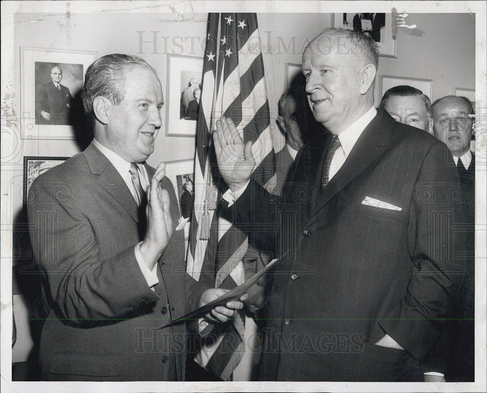 1958 Press Photo John F. McGuane Being Sworn In By County Clerk Edward Barrett - Historic Images