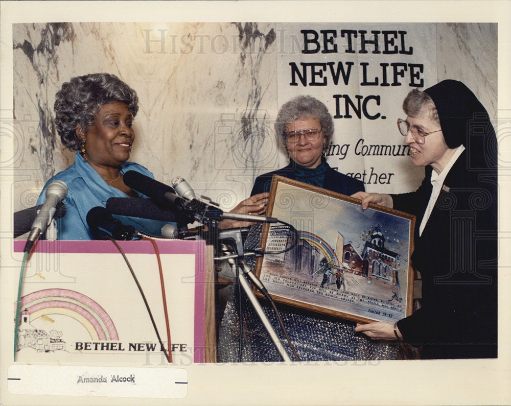 1990 Press Photo NON - Historic Images