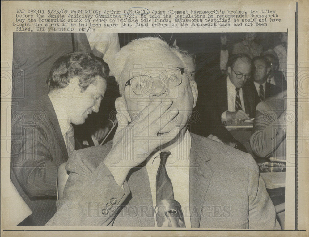 1969 Press Photo Arthur McCall Judge Clement Haynsworth&#39;s broker testify Senate - Historic Images