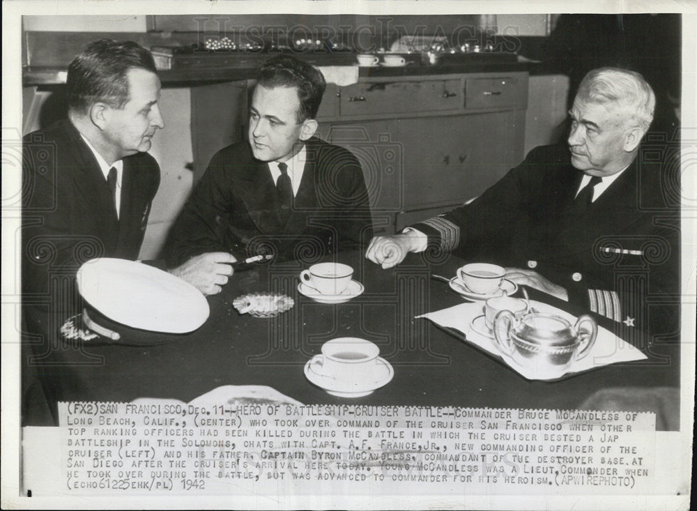 1942 Press Photo Commander Bruce McCandless cruiser San Francisco Cap. France - Historic Images