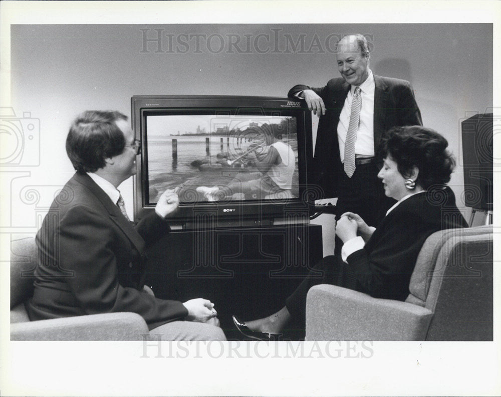 1989 Press Photo William J. McCarter president general manager WTTW-TV C. - Historic Images