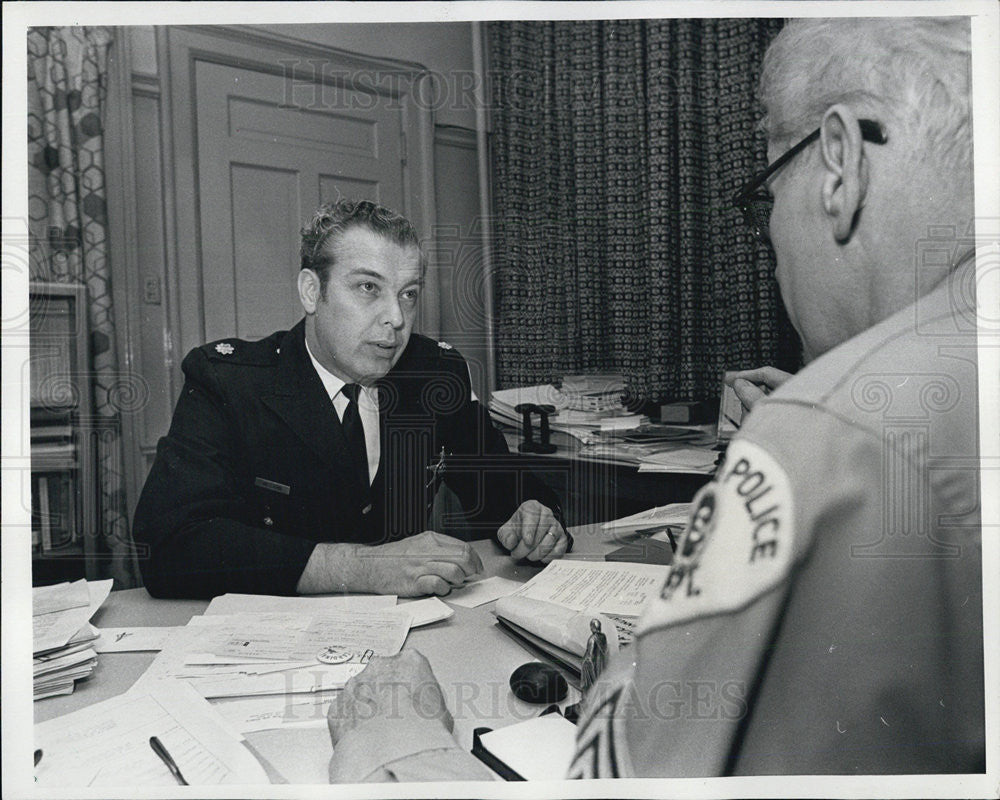 1970 Press Photo Academy director Robert McCann office police - Historic Images