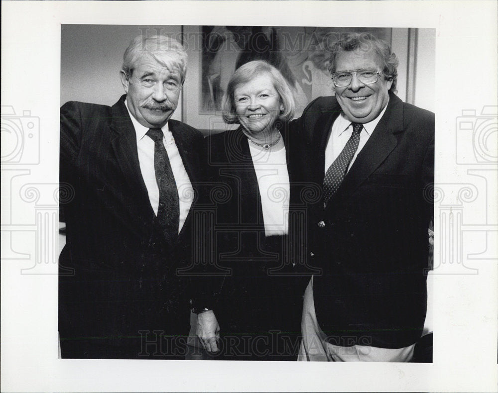 1990 Press Photo Billy O&#39;Connor Mary Jo Robert Butch McGuire - Historic Images