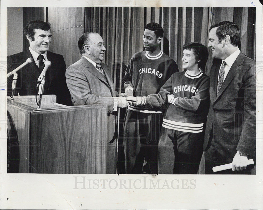 1971 Press Photo John McHugh and  Richard Daley Congratulate Special Olympians - Historic Images