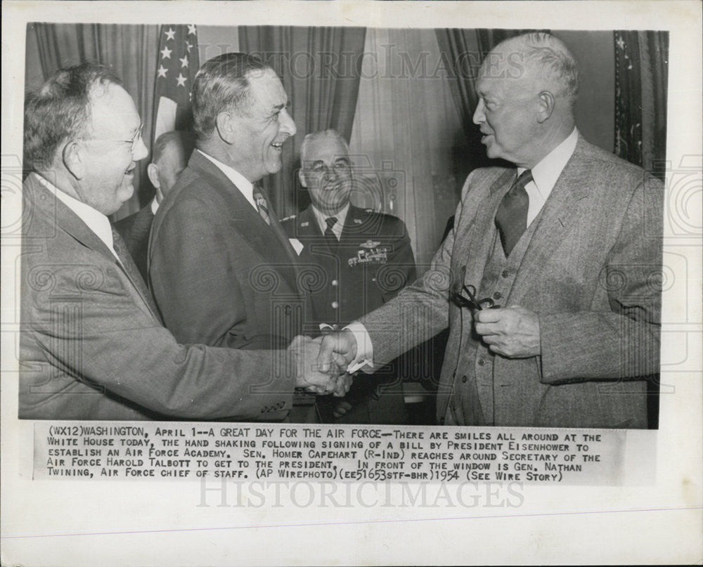 1954 Press Photo President Eisenhower Air Force Academy Establishment - Historic Images