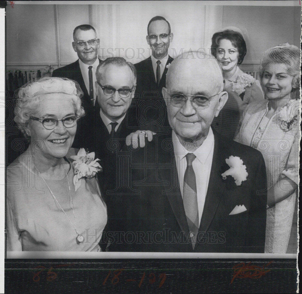 1966 Press Photo Dr. William O. Foster Stanley Etta Wiese - Historic Images