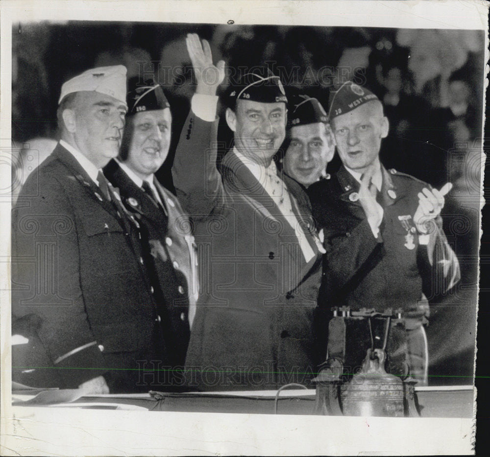 1952 Press Photo Governor Adlai Stevenson P. F. Brautigam Commander Legion&#39;s - Historic Images