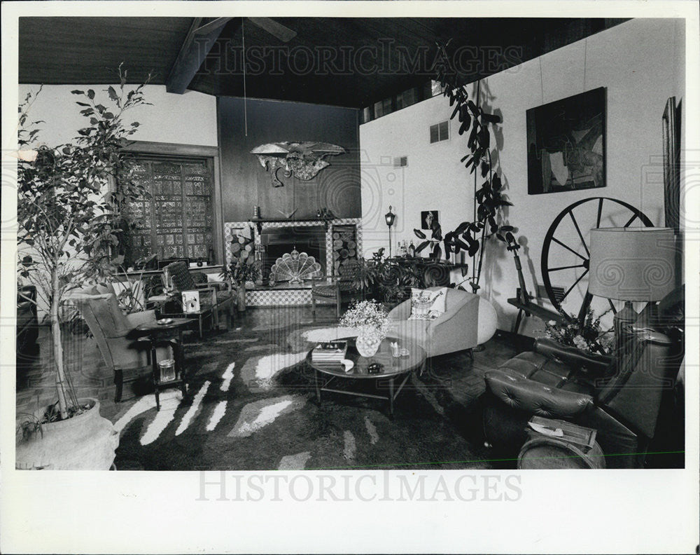 1962 Press Photo Famous Sculptress Geraldine Mccullough home - Historic Images