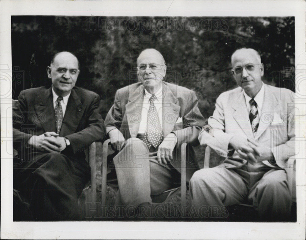 1952 Press Photo Dr. Charles Menninger And Sons Both Doctors William And Karl - Historic Images