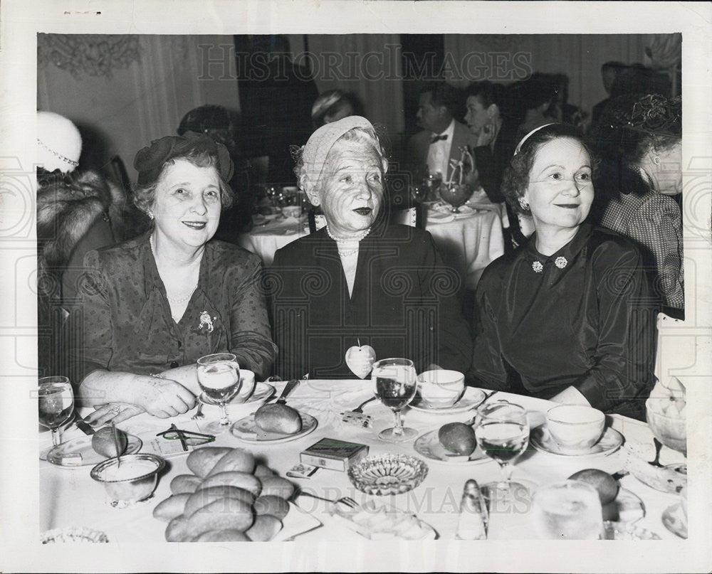 1956 Press Photo Mre. Merrill Meigs, Mrs. Loyal Davis, Mrs. Robert Morse, Jr. - Historic Images