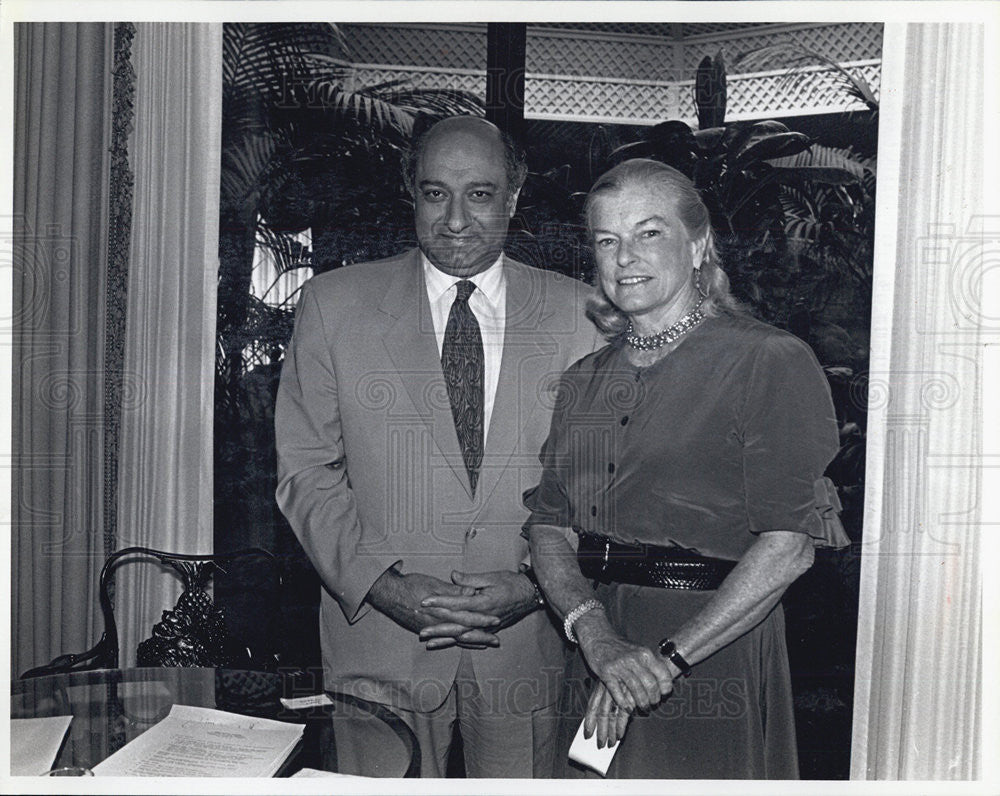 1993 Press Photo Dir Zarin Mehta And Marian Tyler At Ravinia Benefit Party - Historic Images