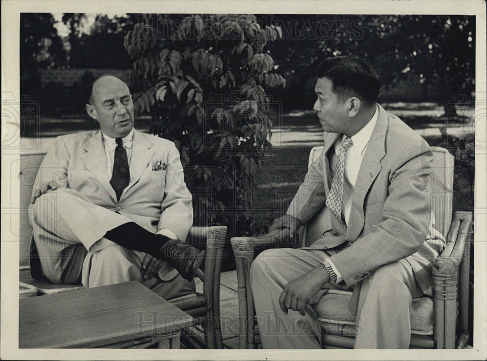 1953 Press Photo Ramon Magsaysay/Philippines Defense Minister/Adlai Stevenson - Historic Images