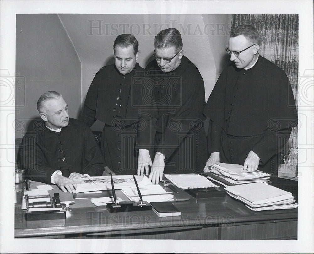 1957 Press Photo Reverend Theodore Mehling Alfred Mendes John Lane  John Wilson - Historic Images