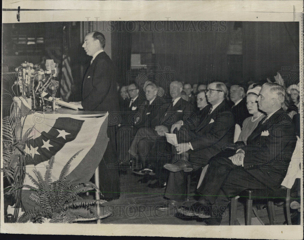 1949 Press Photo Inaugural Address By Illinois Governor Adlai Stevenson - Historic Images