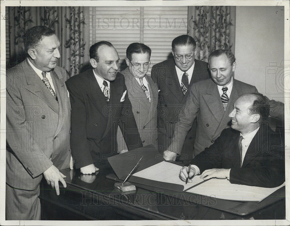 1949 Press Photo Governor Stevenson - Historic Images